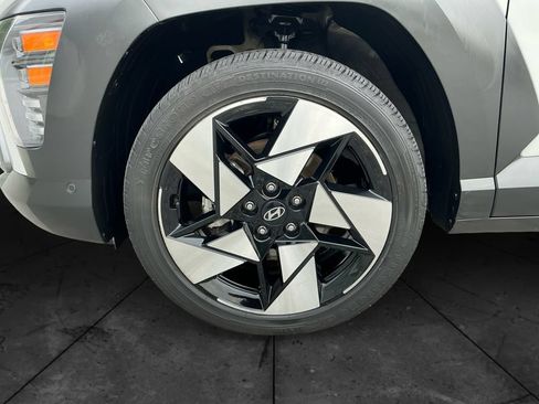 Used 2024 Hyundai Kona Limited AWD/4WD image 15