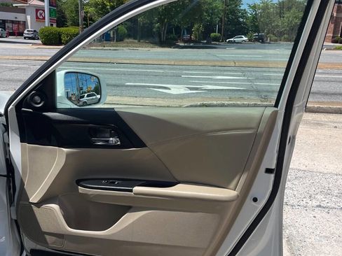 Used 2014 Honda Accord EX-L image 16