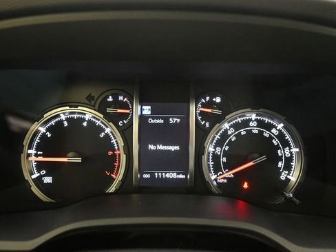 Used 2020 Toyota 4Runner Venture w/ Moonroof Package image 30