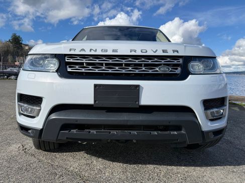 Used 2017 Land Rover Range Rover Sport HSE image 12
