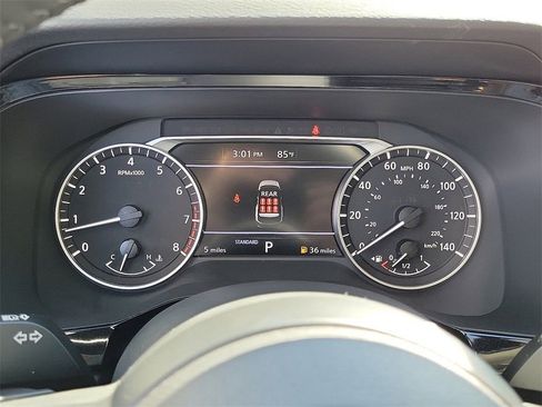 New 2025 Nissan Pathfinder SV image 8