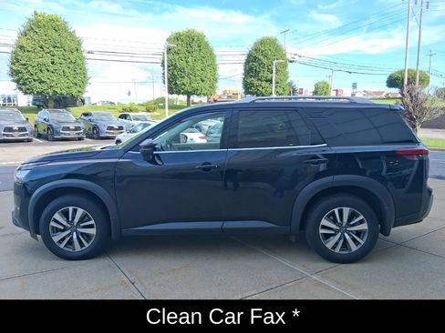 Used 2022 Nissan Pathfinder SL w/ Lighting Package (N92) AWD/4WD image 8