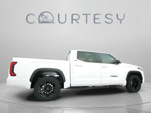 Used 2025 Toyota Tundra SR5 w/ SR5 Premium Package RWD image 13