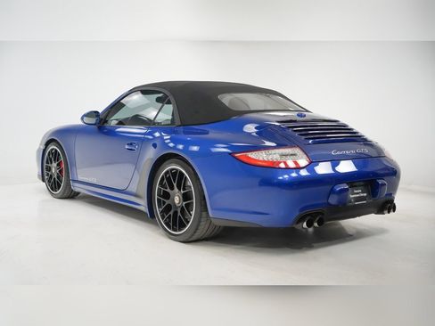 Used 2011 Porsche 911 Carrera GTS image 3