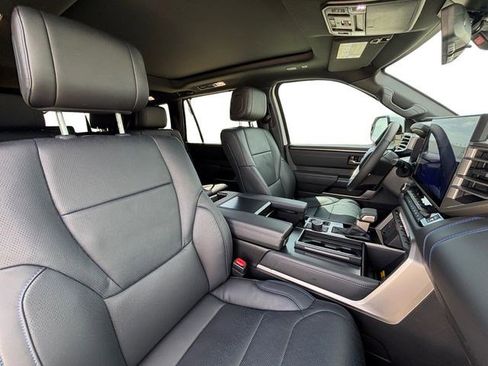 Used 2026 Toyota Sequoia Platinum AWD/4WD image 19