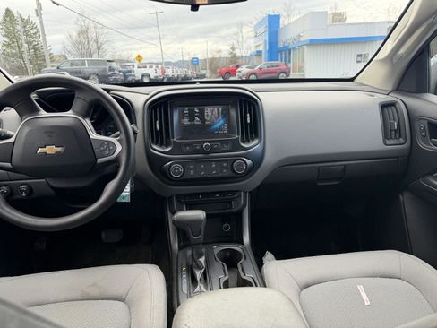 Used 2018 Chevrolet Colorado W/T w/ WT Convenience Package AWD/4WD image 16