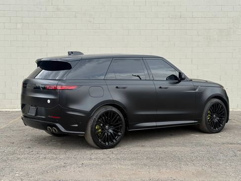 Used 2024 Land Rover Range Rover Sport AWD/4WD image 11