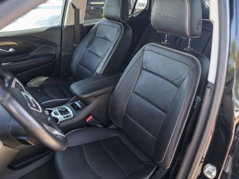 Used 2018 GMC Terrain Denali w/ Advanced Safety Package AWD/4WD image 10