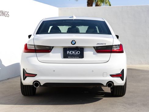 Used 2022 BMW 330i Sedan w/ Driving Assistance Package RWD image 7