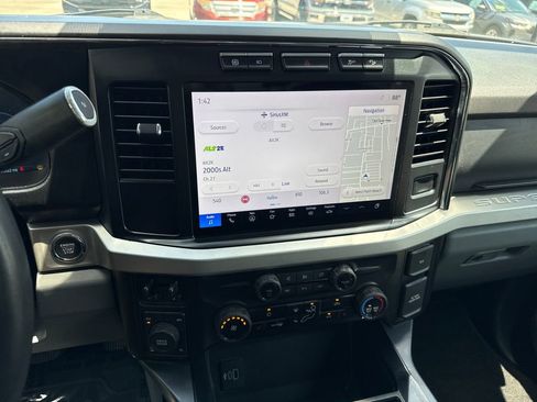 Used 2024 Ford F250 XLT w/ XLT Premium Package AWD/4WD image 18