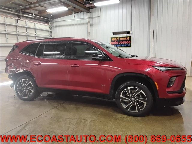 Used 2025 Buick Enclave Sport Touring w/ Power Package FWD image 2