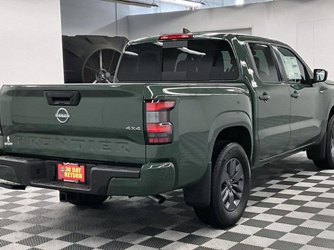 New 2026 Nissan Frontier SV AWD/4WD image 18