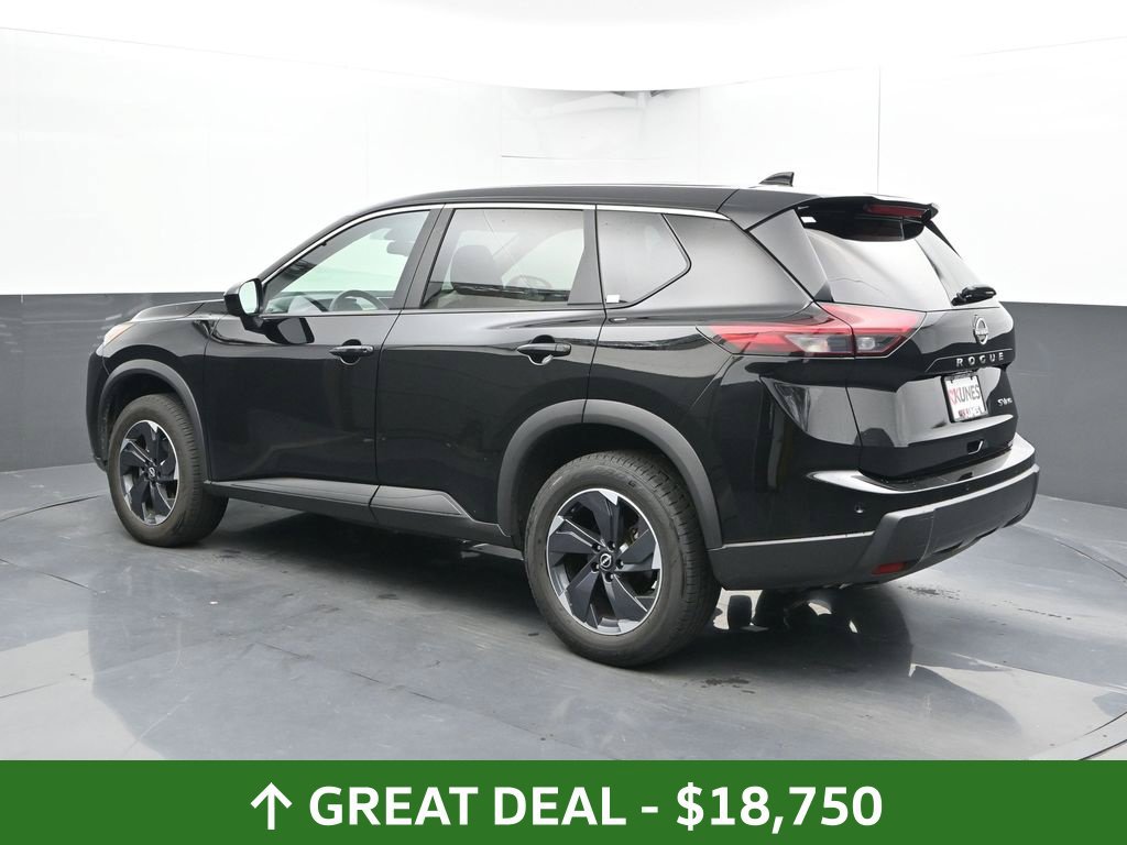 Used 2024 Nissan Rogue SV AWD/4WD image 11