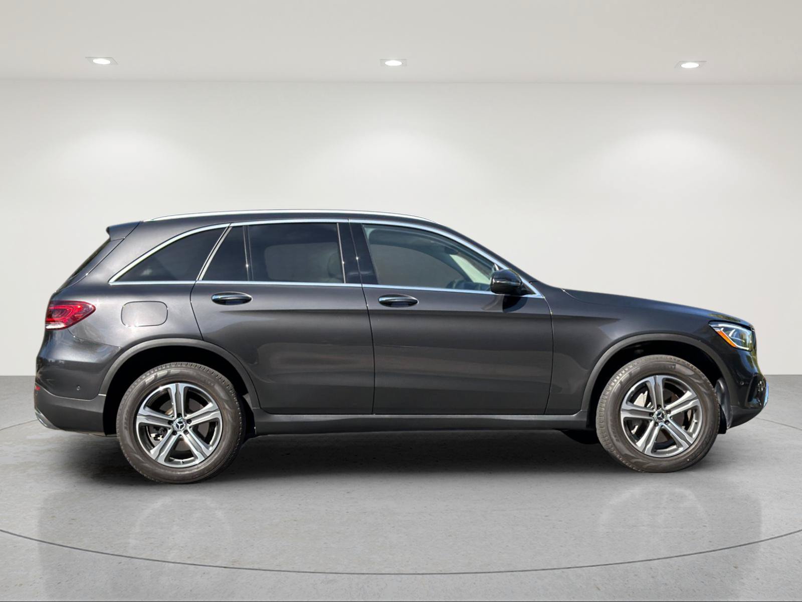 Used 2021 Mercedes-Benz GLC 300 4MATIC image 6