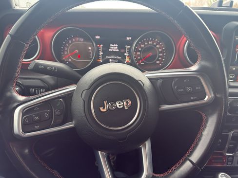 Used 2020 Jeep Gladiator Rubicon image 15