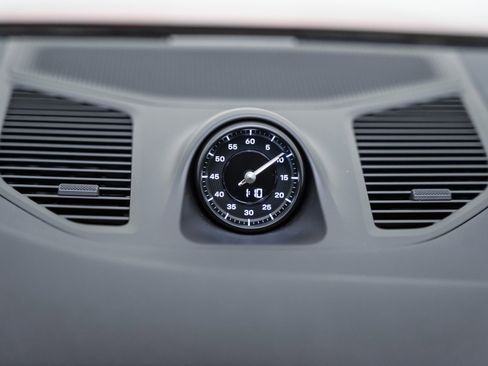 Certified 2025 Porsche Cayenne Coupe image 20