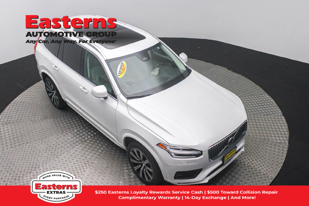 Used 2023 Volvo XC90 B5 Core AWD/4WD image 4