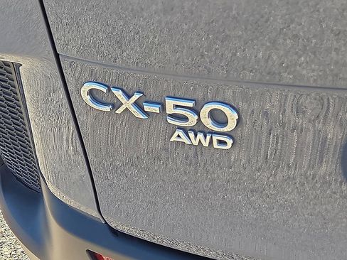 Used 2024 MAZDA CX-50 AWD 2.5 S w/ Preferred Package image 17