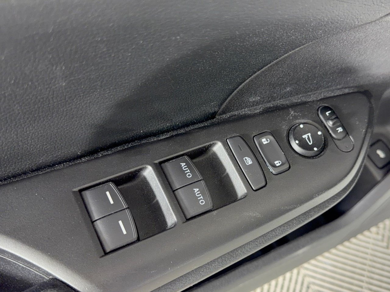 Certified 2019 Honda Civic Touring image 15