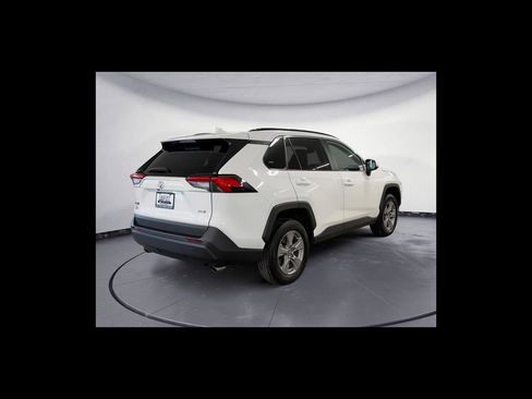 Used 2024 Toyota RAV4 XLE FWD image 6
