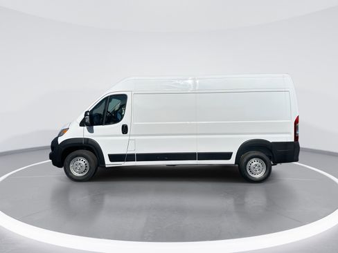 Used 2025 RAM ProMaster 2500 w/ Convenience Group FWD image 6
