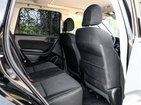 Used 2018 Subaru Forester 2.5i Premium image 40