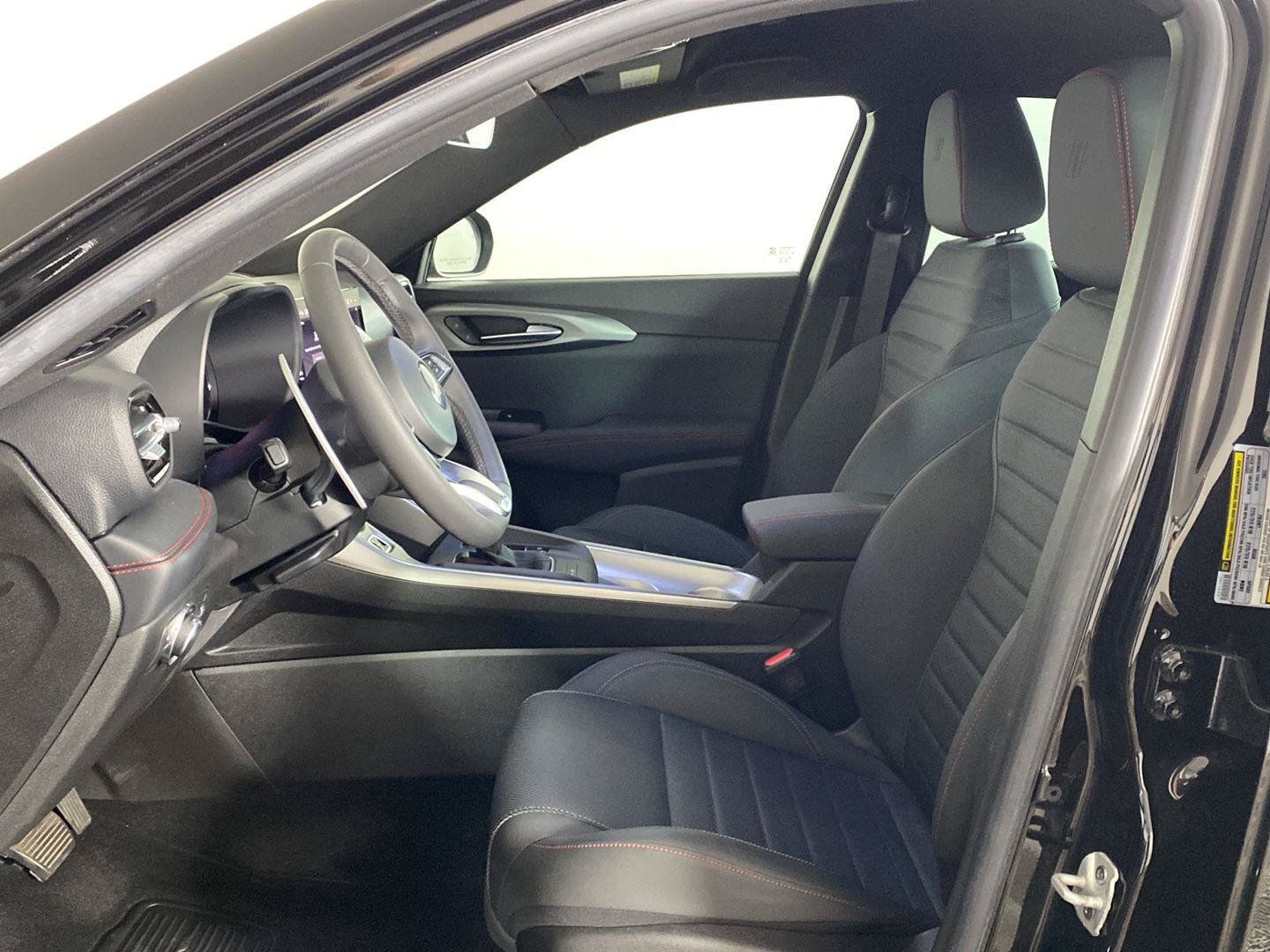 Used 2024 Dodge Hornet R/T w/ R/T Blacktop Package AWD/4WD image 14