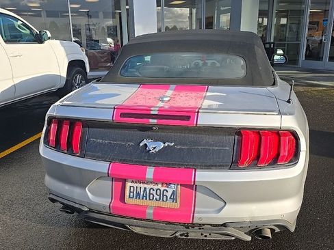 Used 2019 Ford Mustang Premium image 7