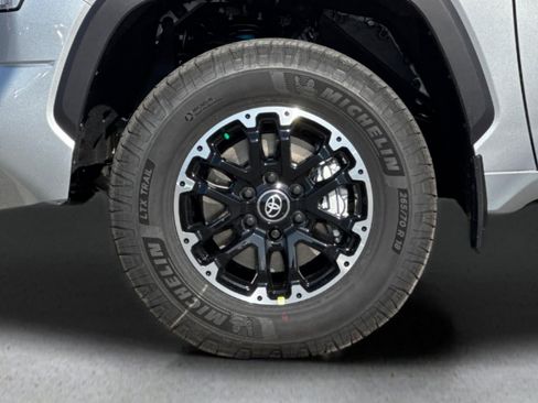 New 2026 Toyota Tundra SR5 AWD/4WD image 24