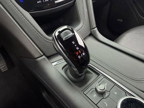 Used 2024 Cadillac XT6 Premium Luxury AWD/4WD image 22