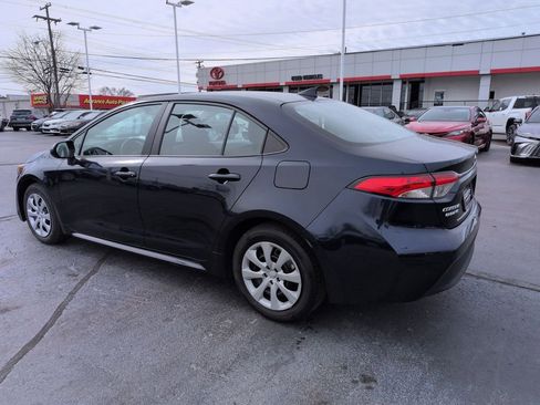 Certified 2024 Toyota Corolla LE image 3
