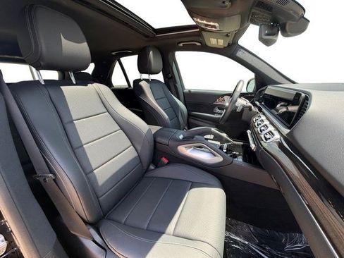 Used 2025 Mercedes-Benz GLE 350 4MATIC image 15