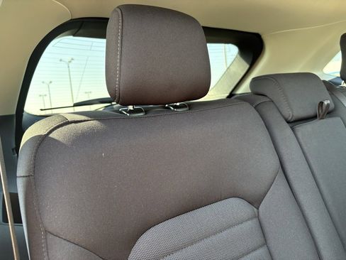 Used 2024 Ford Edge SE w/ Black Appearance Package image 27