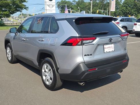 Used 2025 Toyota RAV4 LE AWD/4WD image 5