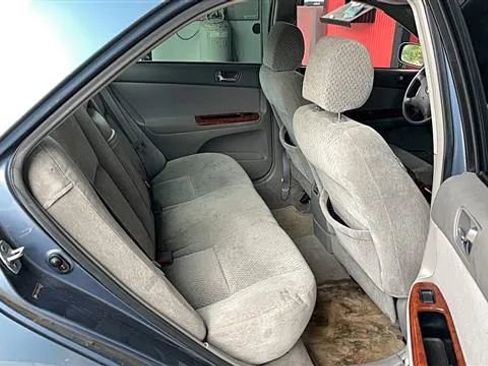 Used 2004 Toyota Camry LE image 7