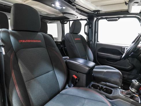 Used 2021 Jeep Wrangler Unlimited Rubicon w/ Dual Top Group AWD/4WD image 19