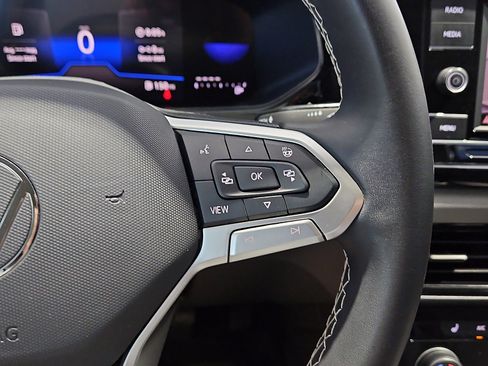 Certified 2024 Volkswagen Taos S AWD/4WD image 17