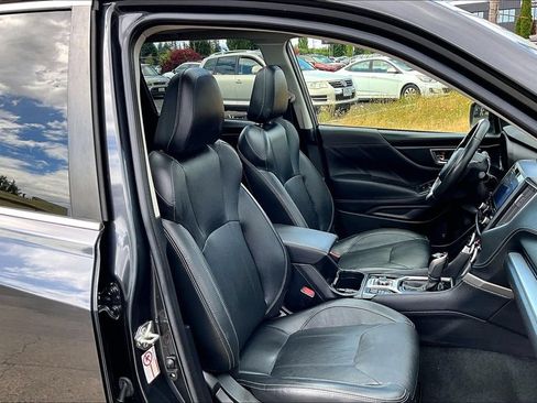 Used 2019 Subaru Forester Limited w/ Popular Package #3 AWD/4WD image 10