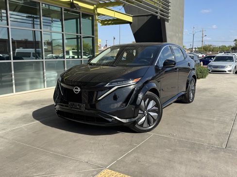 Used 2023 Nissan Ariya FWD image 2