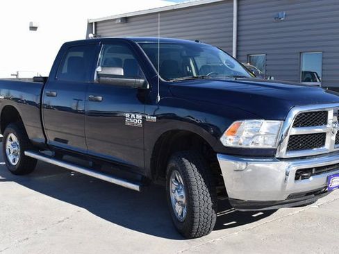 Used 2015 RAM 2500 Tradesman w/ Chrome Appearance Group image 3