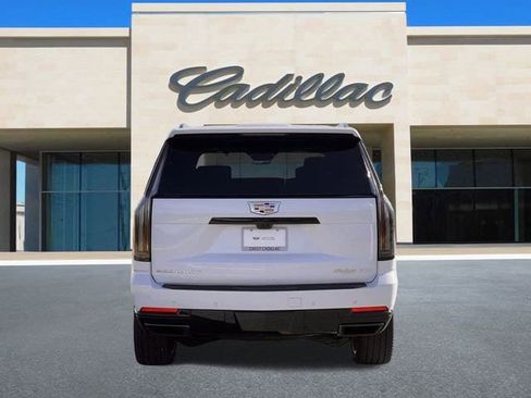 Certified 2026 Cadillac Escalade Platinum Sport image 5