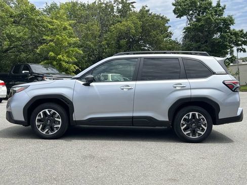 Certified 2025 Subaru Forester Premium AWD/4WD image 25