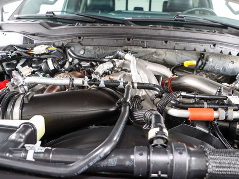 Used 2024 Ford F250 Platinum image 34