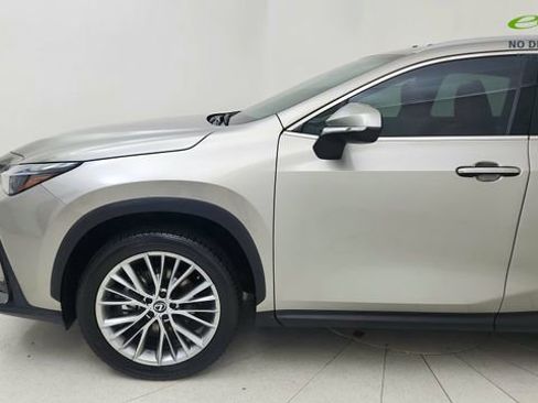 Used 2025 Lexus NX 350 AWD w/ Accessory Package (2T) image 10