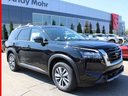 New 2025 Nissan Pathfinder SL