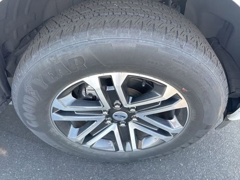 Used 2023 Ford F150 XL w/ STX Appearance Package RWD image 7