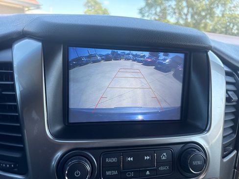 Used 2018 Chevrolet Suburban Premier AWD/4WD image 37