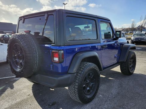 Used 2019 Jeep Wrangler Sport S image 9