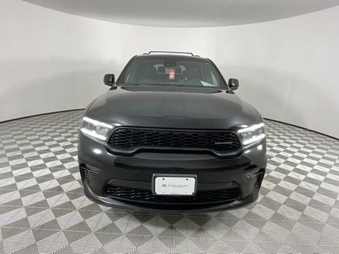 Used 2023 Dodge Durango GT image 4