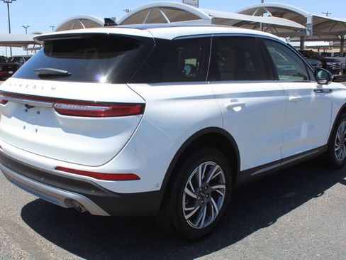 Used 2023 Lincoln Corsair FWD w/ Equipment Group 102A image 3